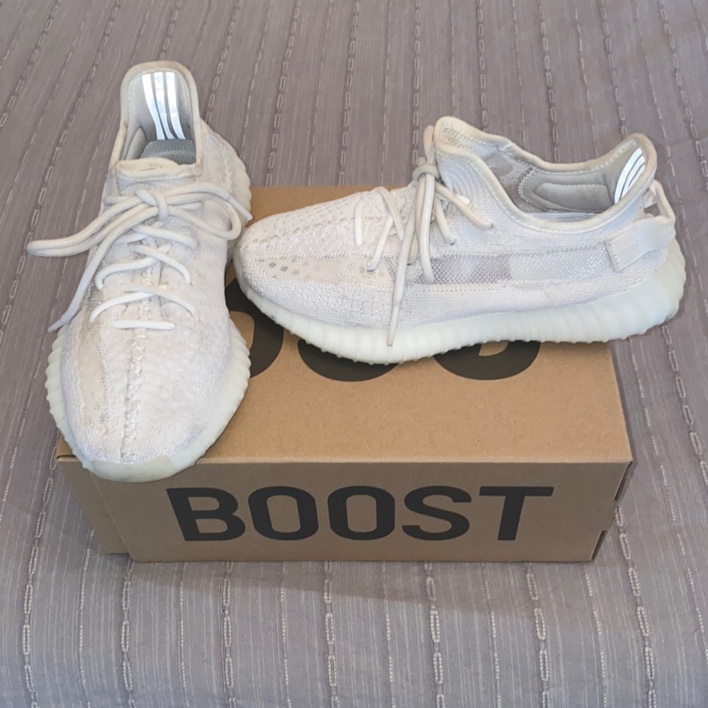 Yeezy 350 Boost Adidas athletic shoes